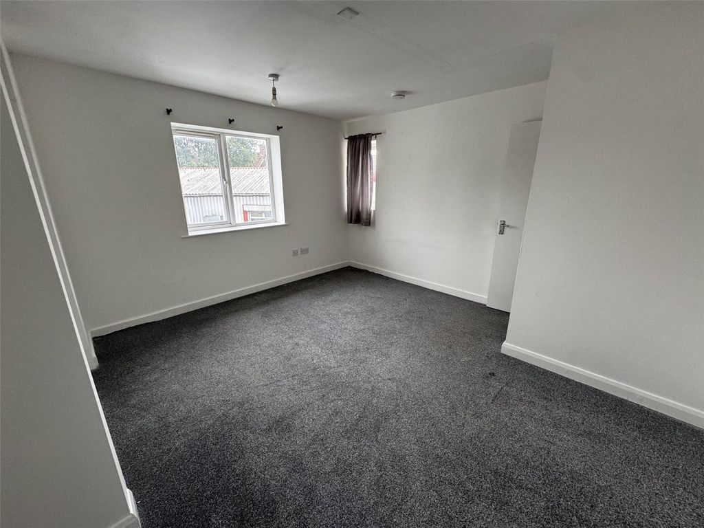 Property photo 2 of 5 Picture No. 02