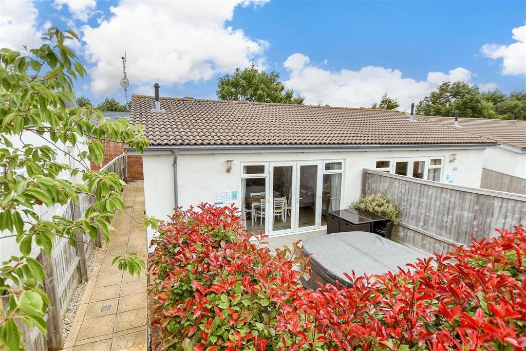 Property photo 1 of 13 External (Web)