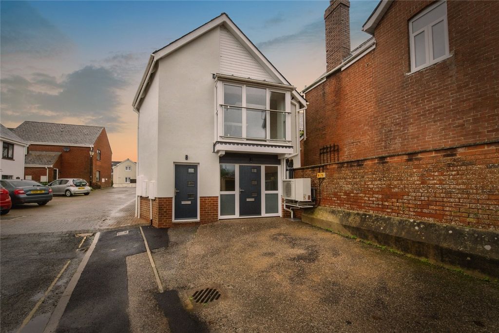 Property photo 1 of 16 Picture No. 22