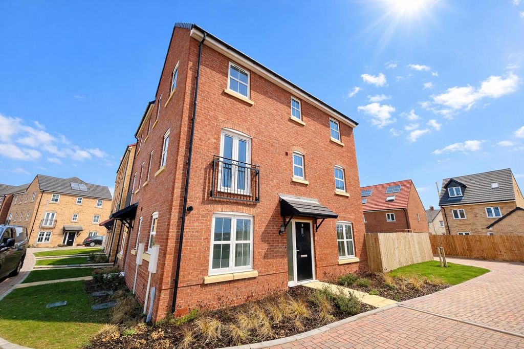 Property photo 1 of 9 Image