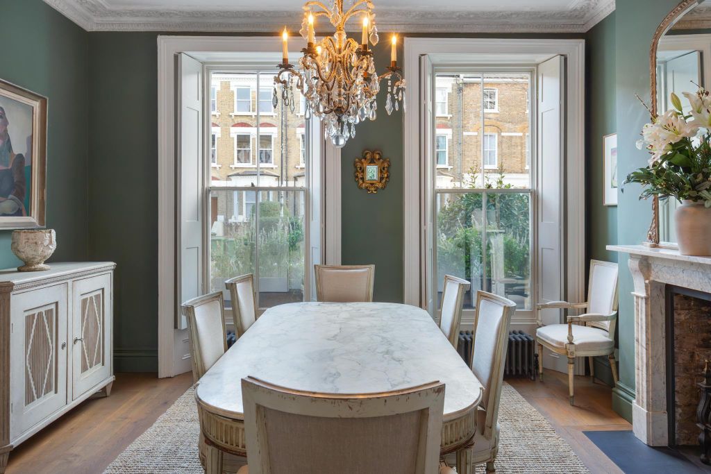 Property photo 3 of 19 Image