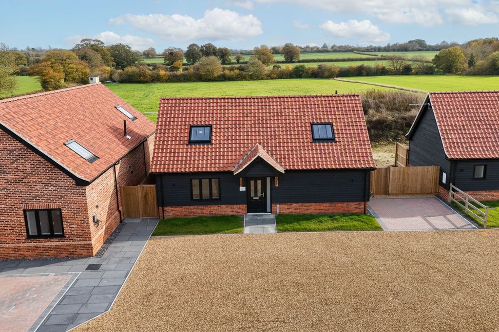 Property photo 1 of 23