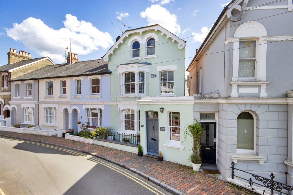 Property photo 1 of 16 Burlington House