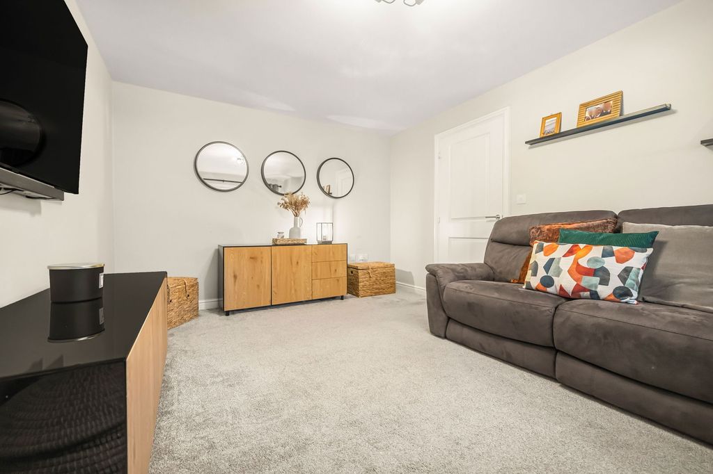 Additional image 5 of 3 bed semi-detached house for saleIvy Close, Trelewis, Treharris CF46