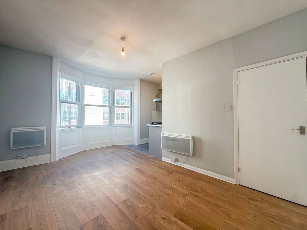 Property photo 1 of 4