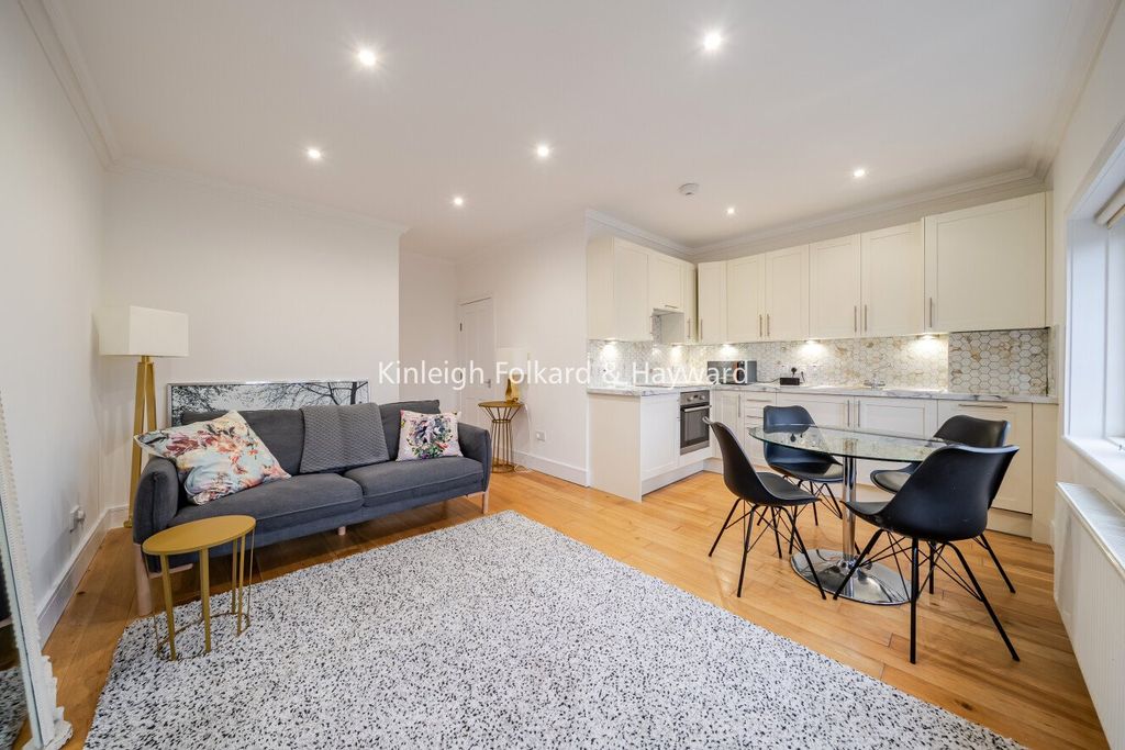 Property photo 1 of 10 Picture No. 04