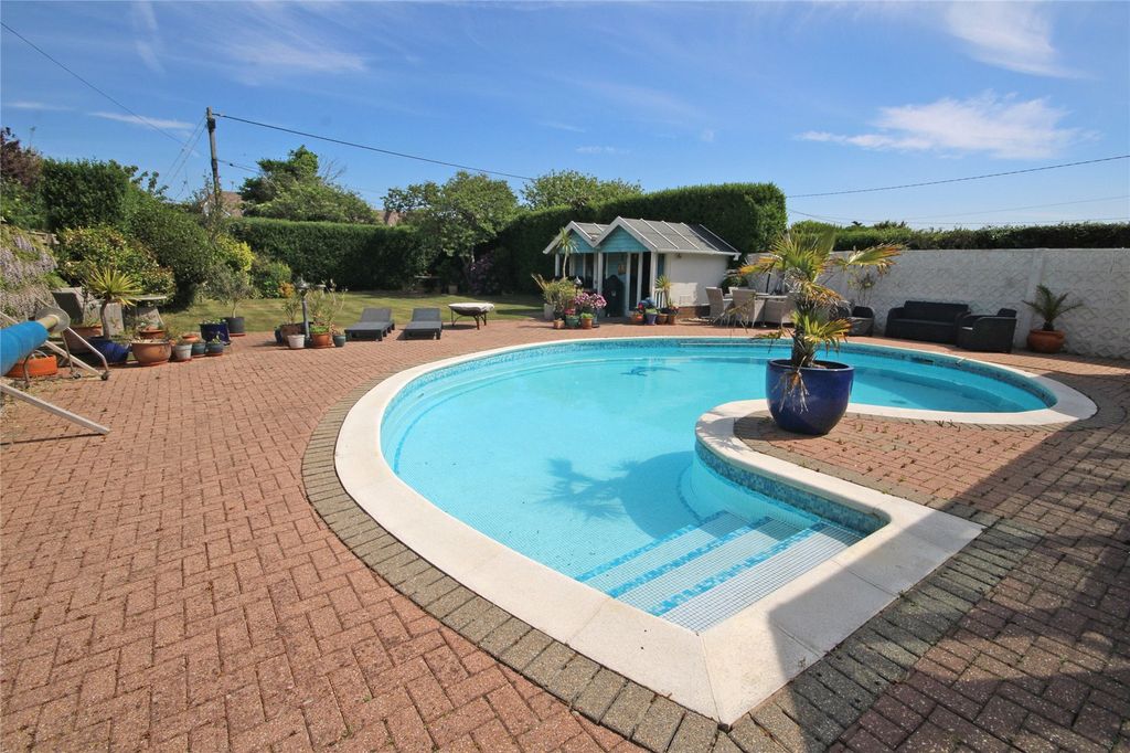 Property photo 3 of 21 Picture No. 22