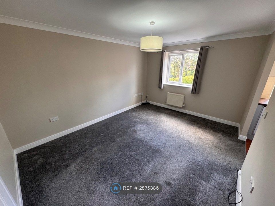 Property photo 3 of 8