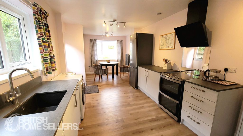 Property photo 3 of 13 3