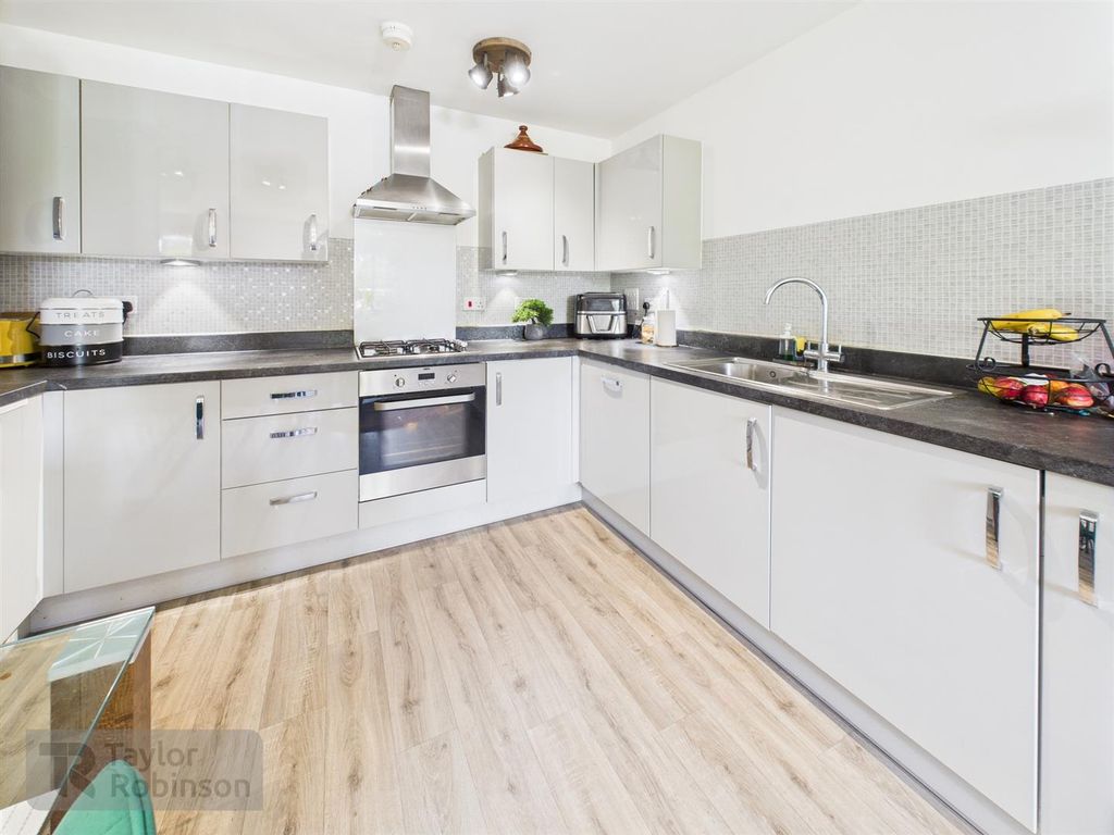 Property photo 3 of 13 Cam02600G0-Pr0497-Still003.Jpg