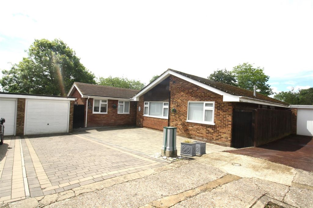 Property photo 1 of 23 Front