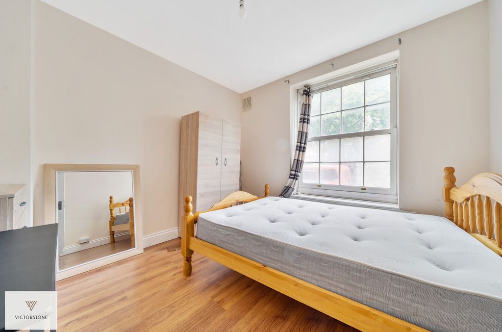 Property photo 1 of 17 1759551