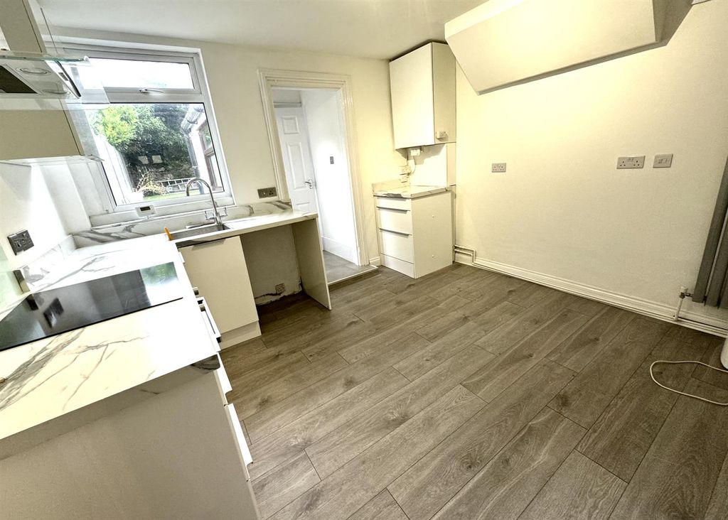 Property photo 3 of 10 Screenshot 2024-06-10 At 16.36.58.Png