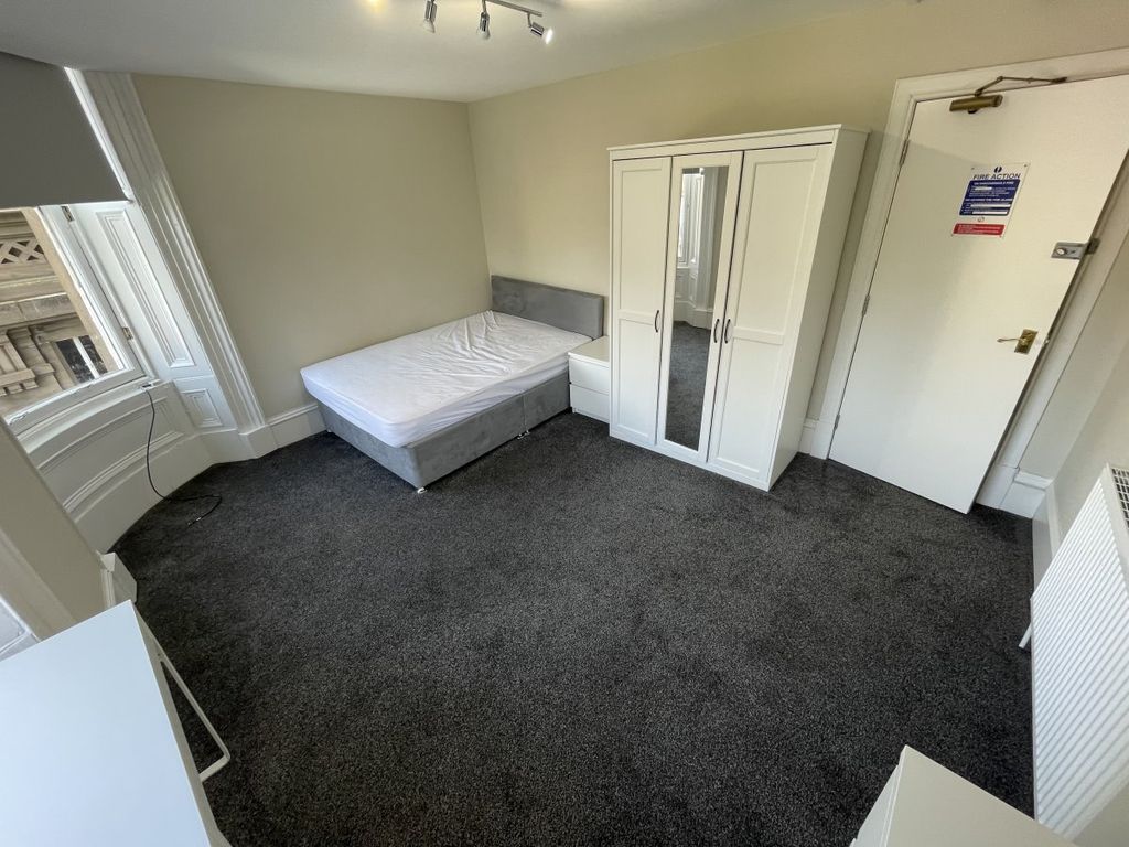 Additional image 9 of 4 bed flat to rent2 Union Street, Dundee DD1