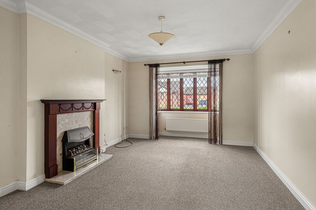 Property photo 2 of 24