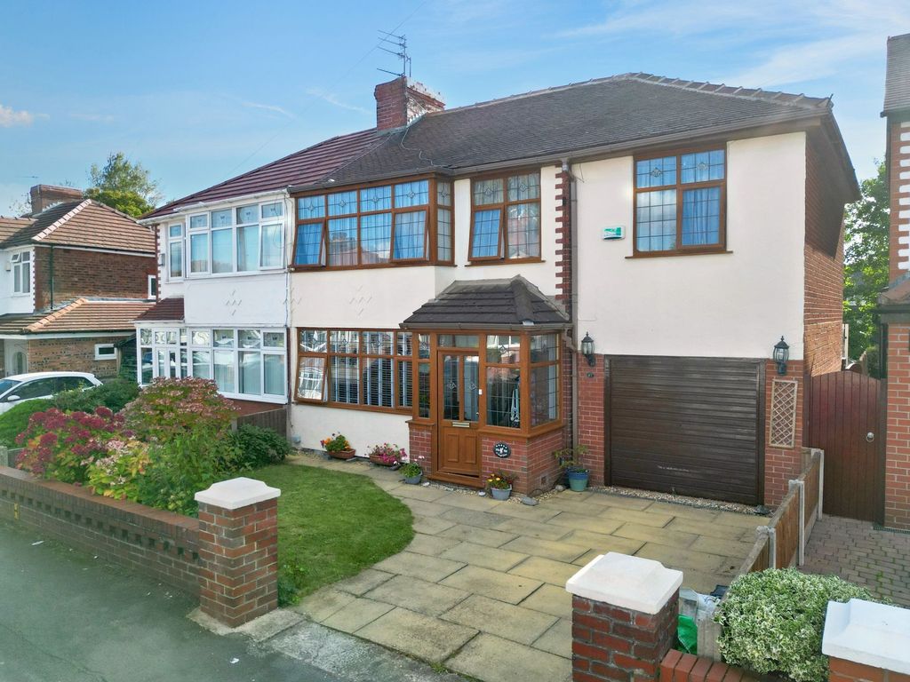 Property photo 1 of 40