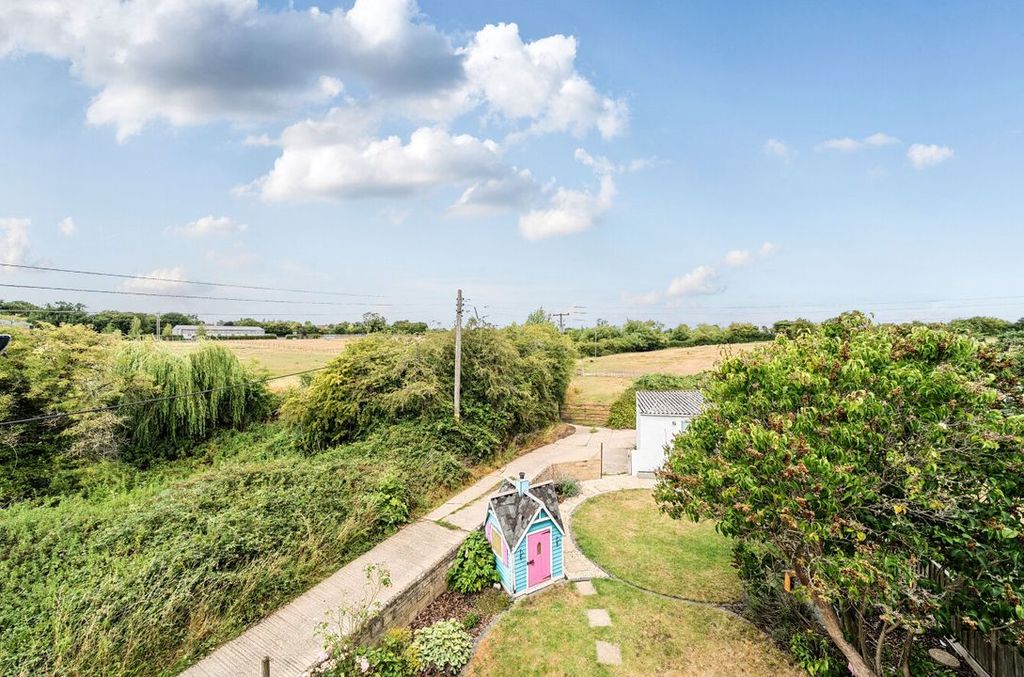 Property photo 3 of 15 13212717687E3F70Ac990