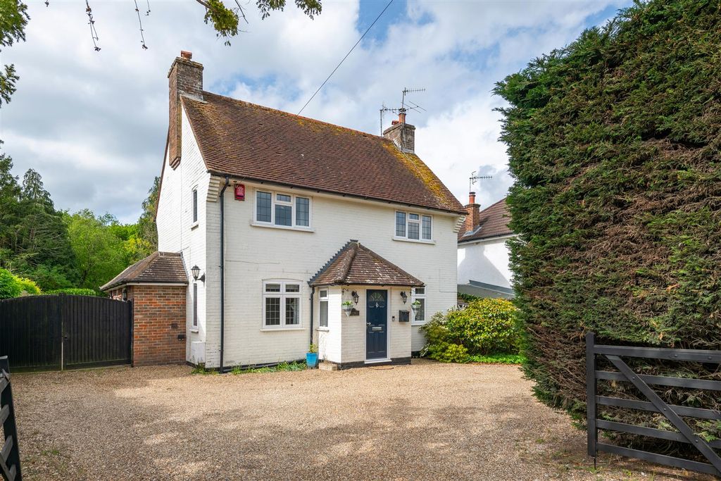 Property photo 1 of 28 Leywood Externals.Jpg