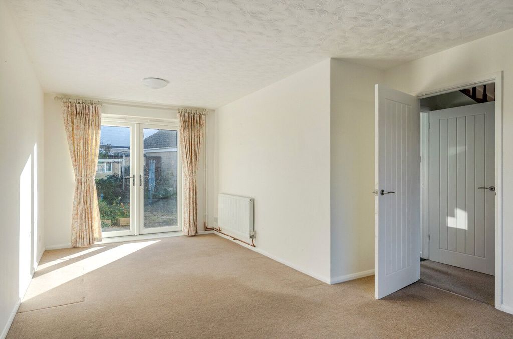 Property photo 3 of 14 Picture No. 10