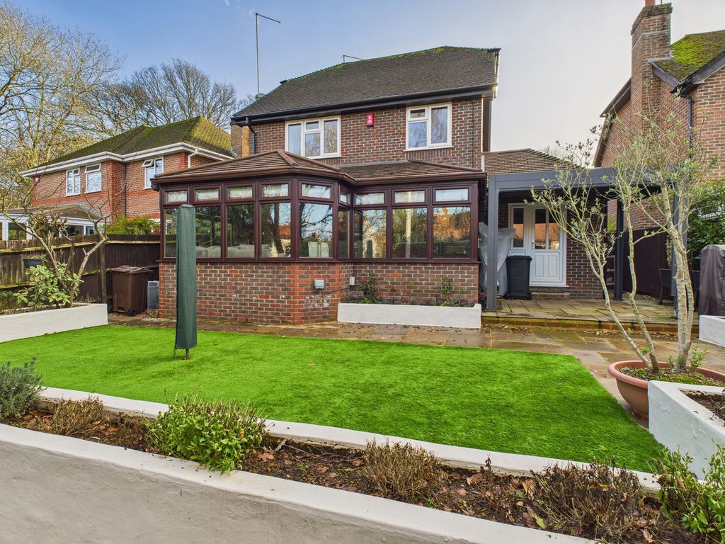 Property photo 2 of 21