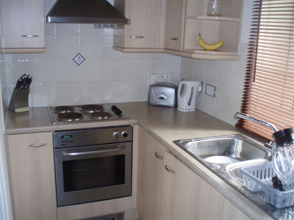 Property photo 2 of 5