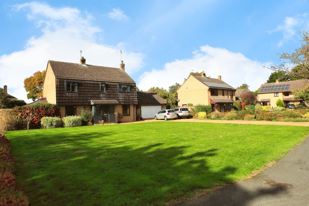 Property photo 1 of 18