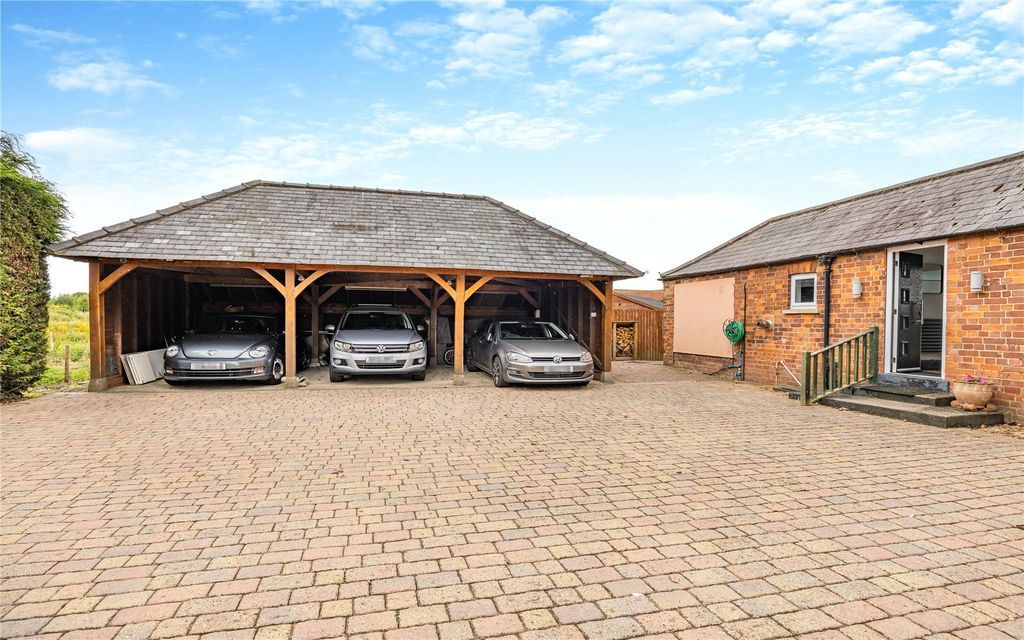 Property photo 2 of 18 Carport