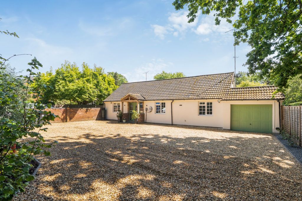 Property photo 1 of 21 Picture No. 05