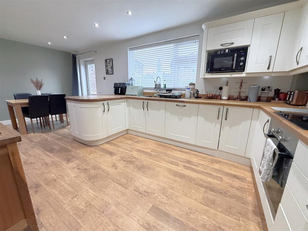 Property photo 2 of 18 Img_8506.Jpg