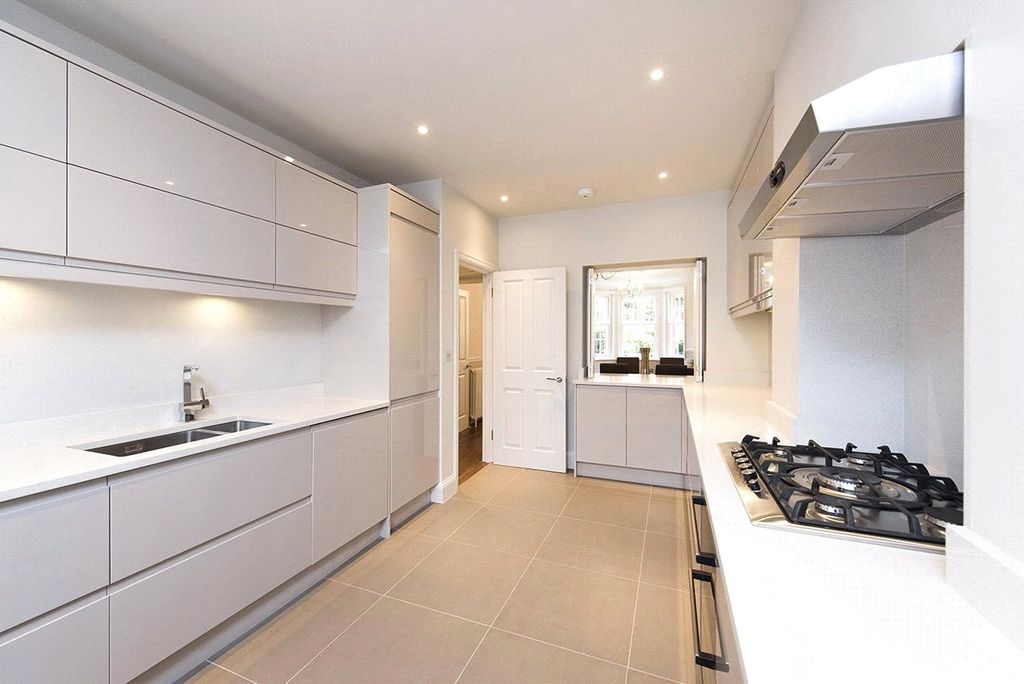 Property photo 2 of 19 Picture No. 02