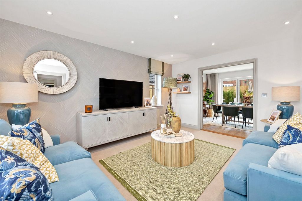 Property photo 3 of 13 Picture No. 02