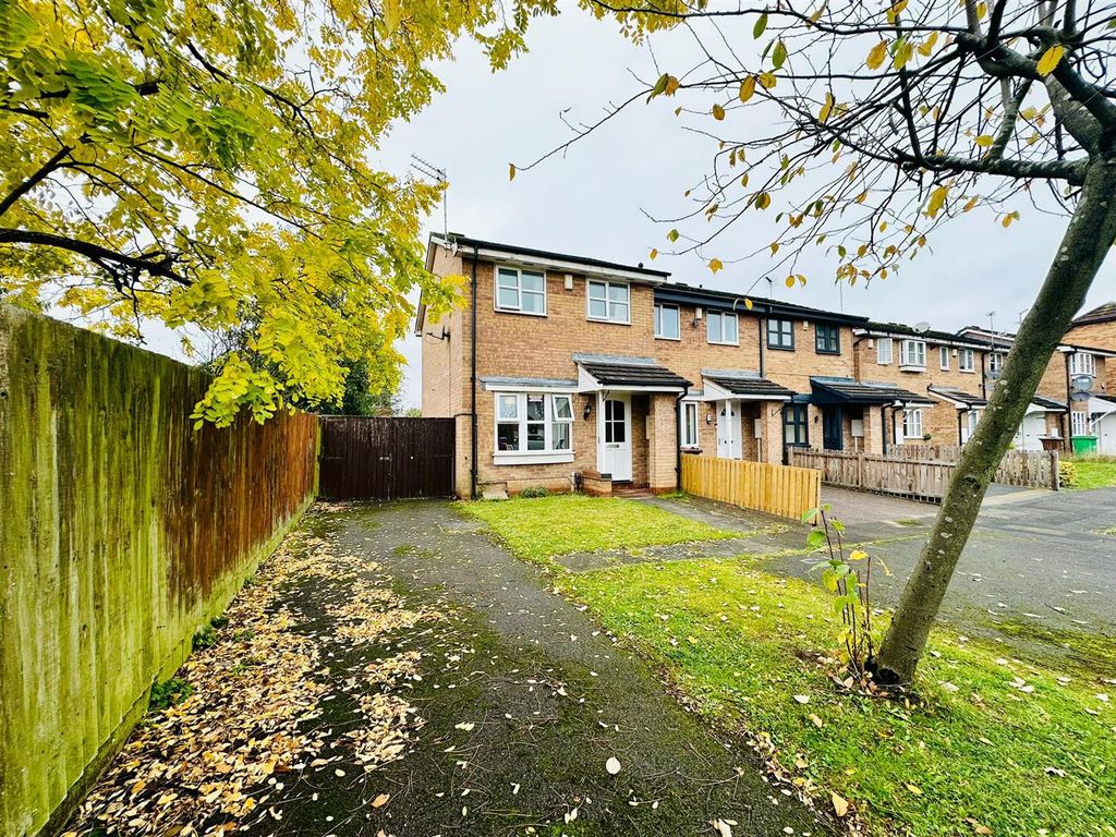 Property photo 1 of 13 External