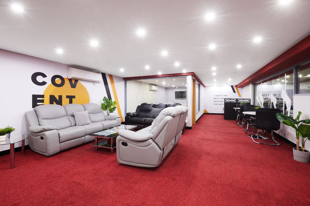 Property photo 2 of 6