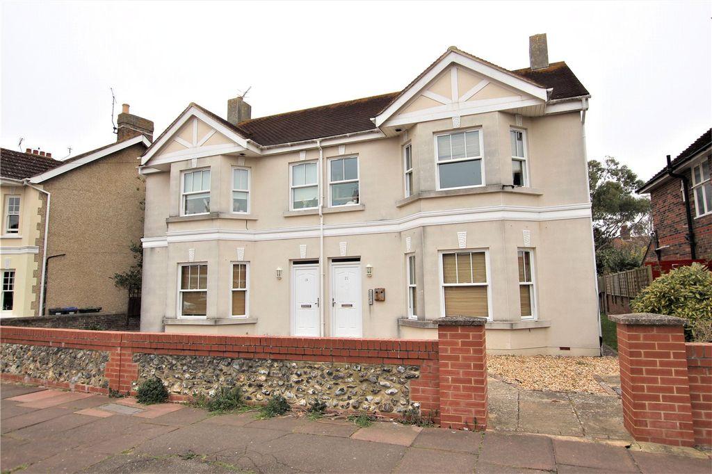Property photo 1 of 7 Exterior