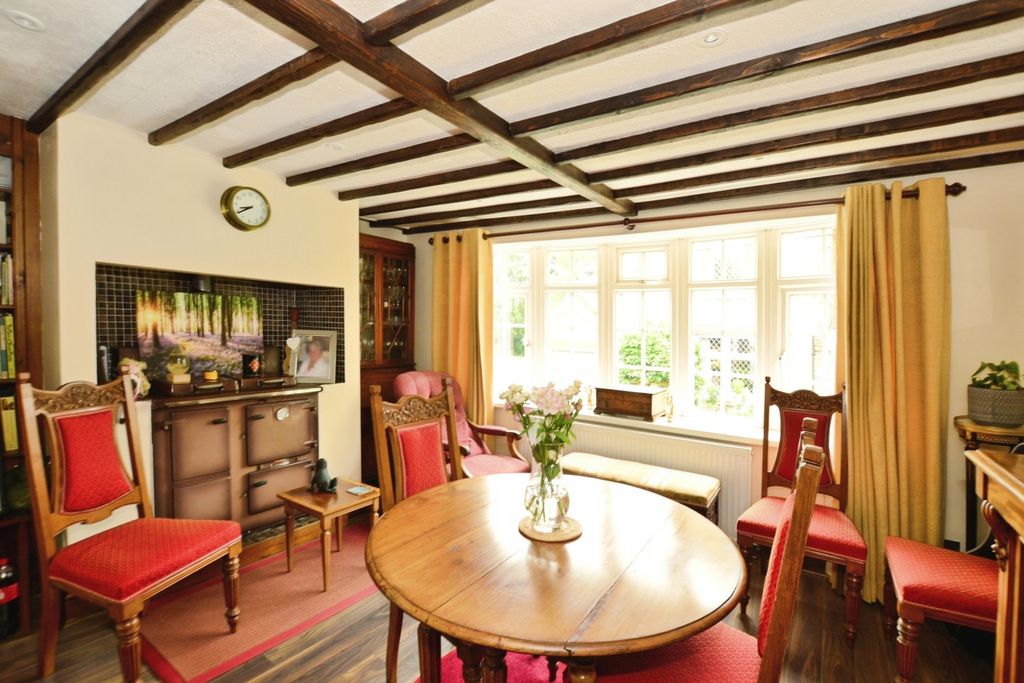 Property photo 3 of 17 Dining Room