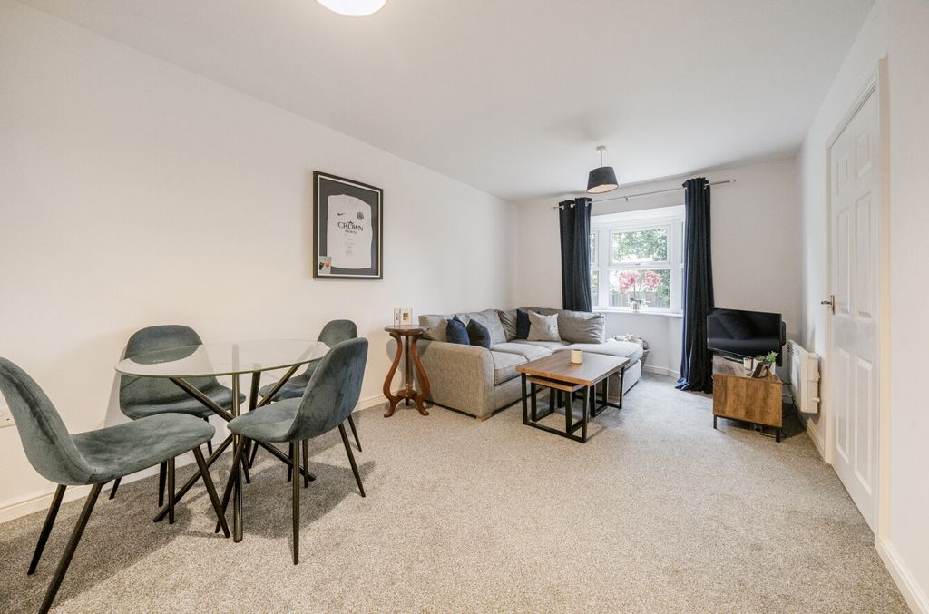 Property photo 2 of 11 2-1341979-2-68A86...