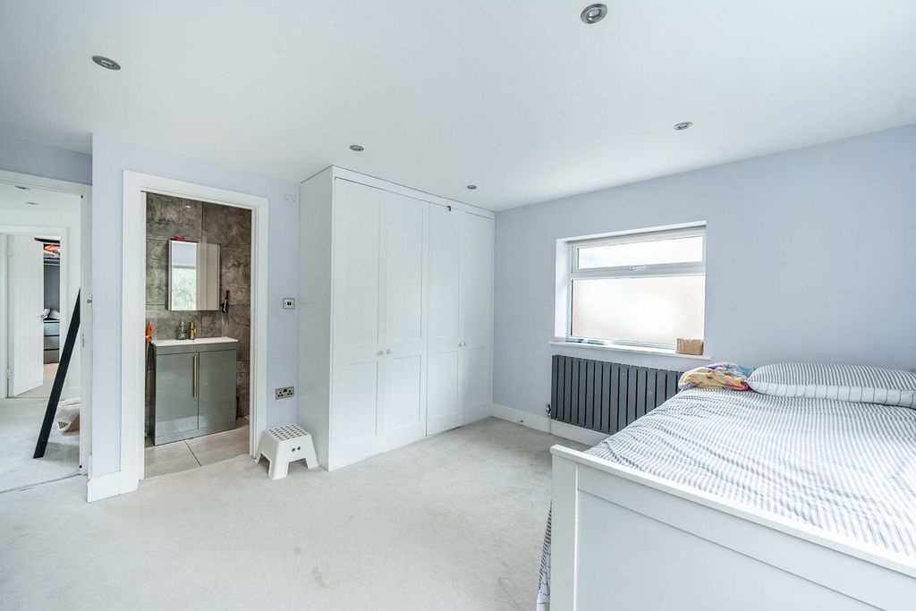 Additional image 11 of 5 bed detached house for saleLittle Potters, Bushey WD23