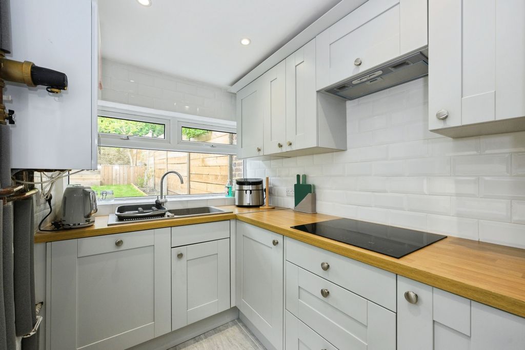 Property photo 2 of 18 Pbox-Img.Jpg