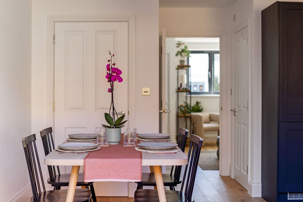 Property photo 3 of 9 Show Home Indicative