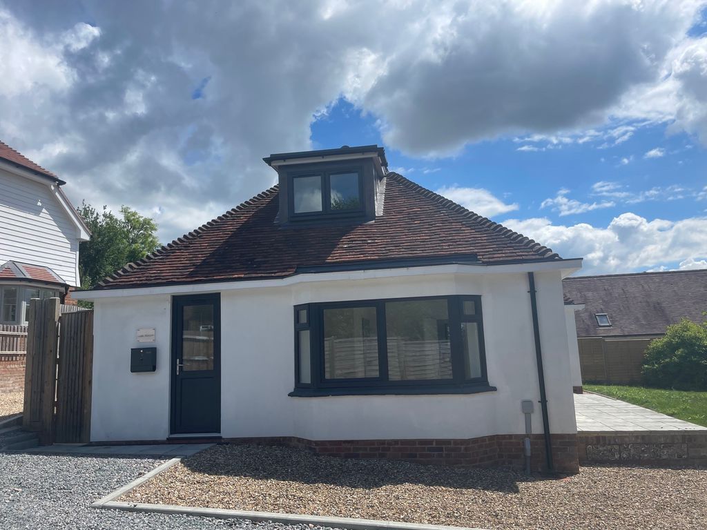 Property photo 2 of 18 Front 2