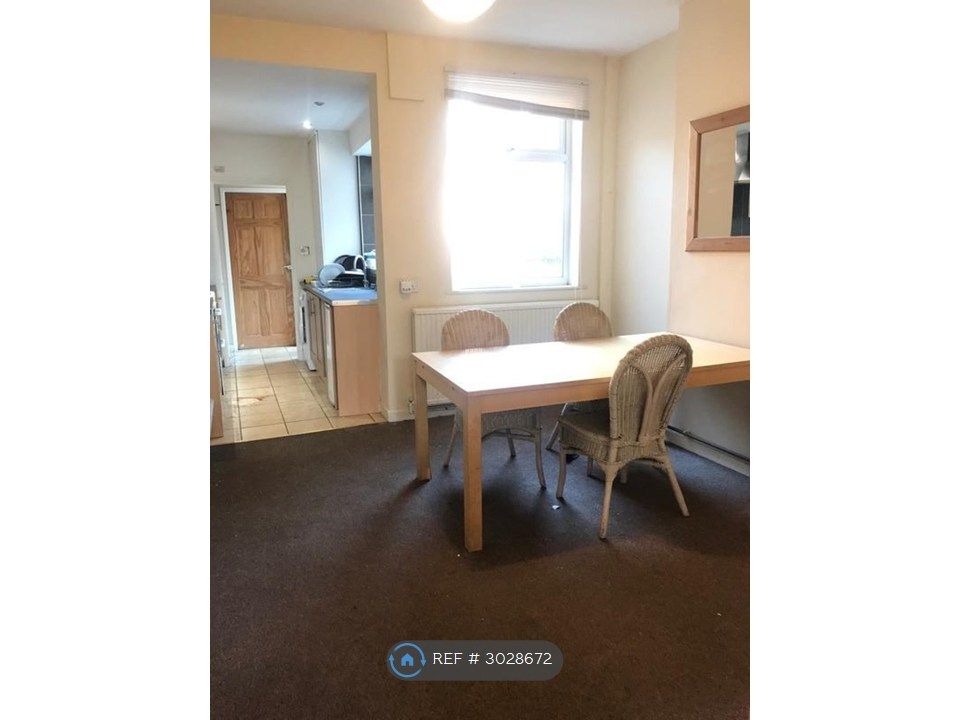 Property photo 1 of 4