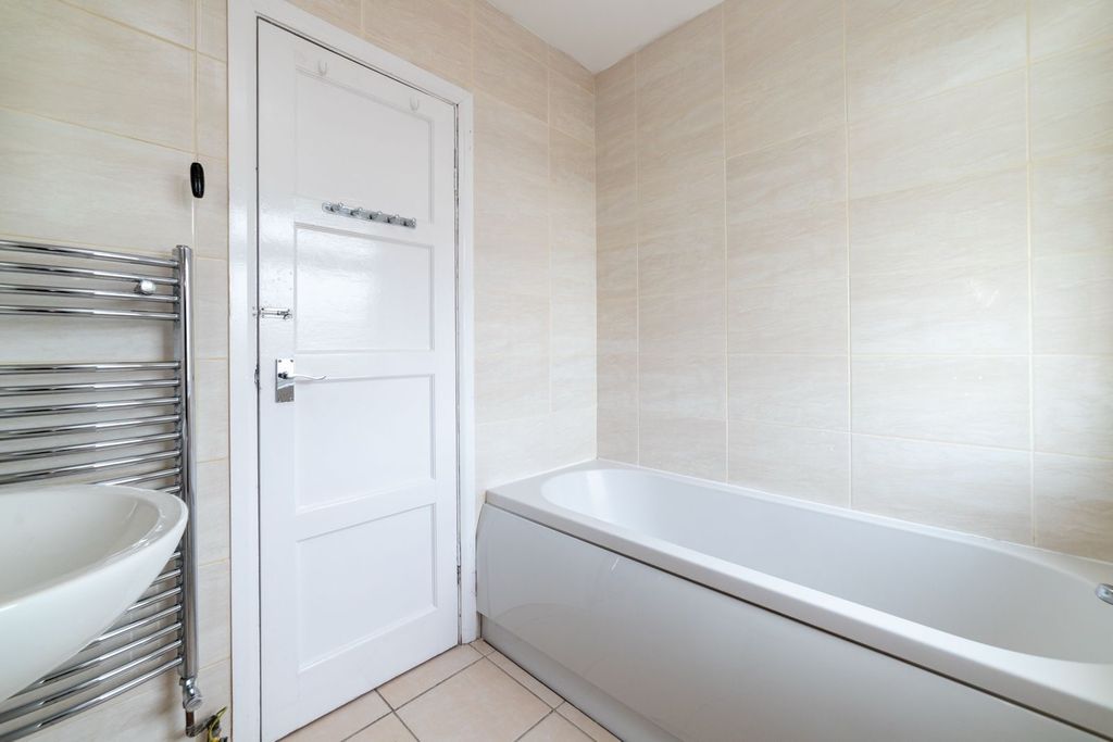 Additional image 14 of 4 bed semi-detached house for saleBedford Road, Letchworth Garden City SG6