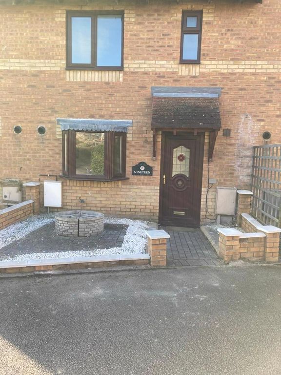 Property photo 1 of 27