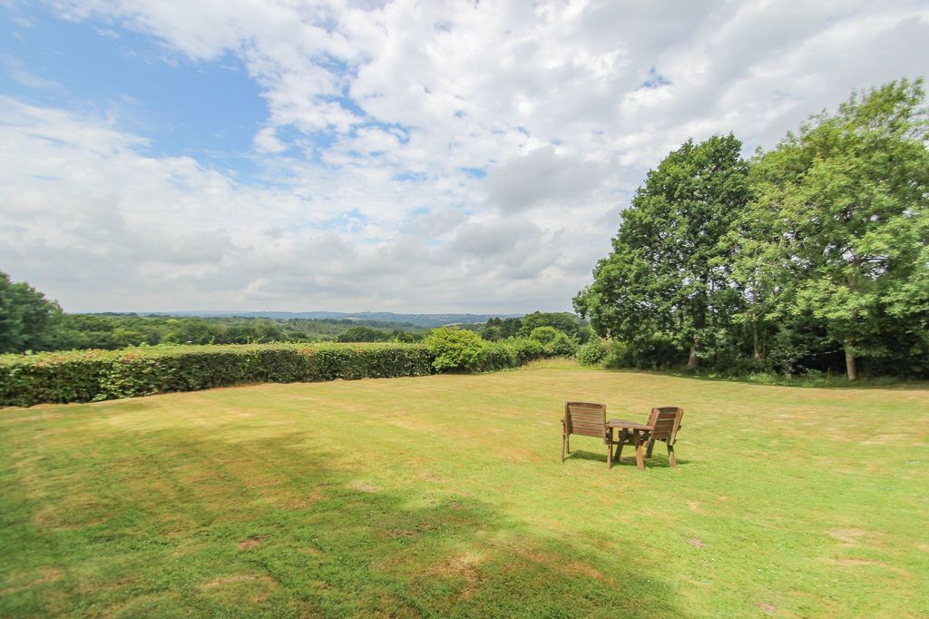 Property photo 2 of 24