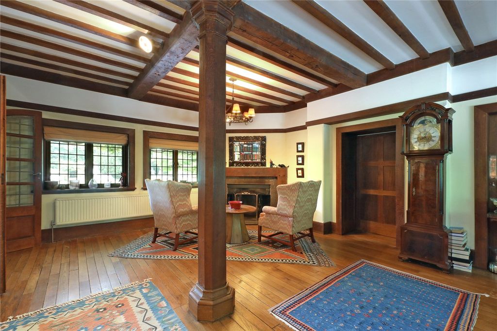 Property photo 3 of 28 Reception Hall