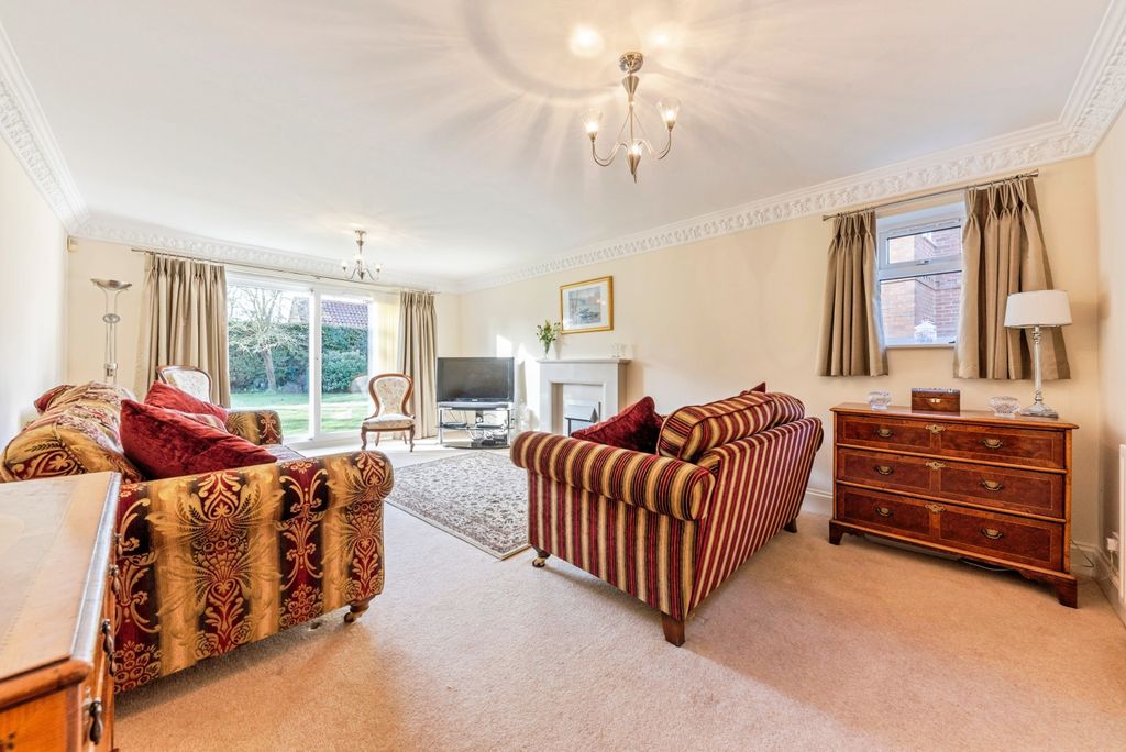 Property photo 3 of 24 12_Bowmans_Way-23