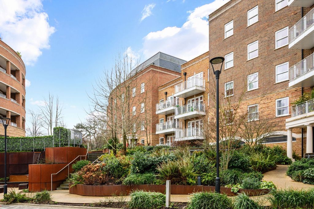 Property photo 1 of 26