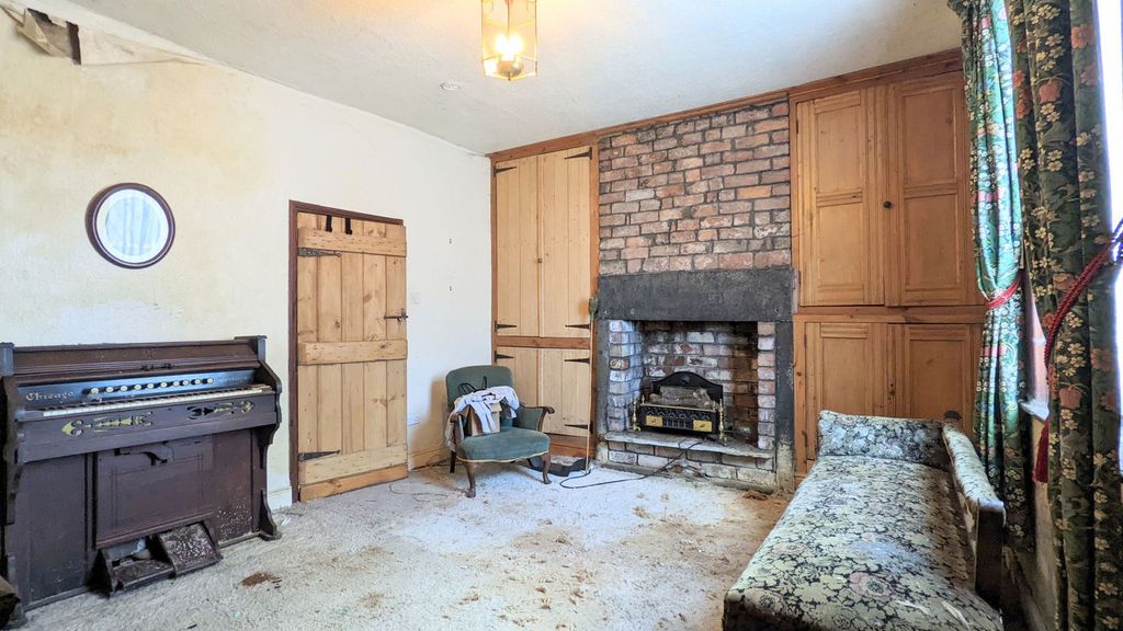 Property photo 3 of 19