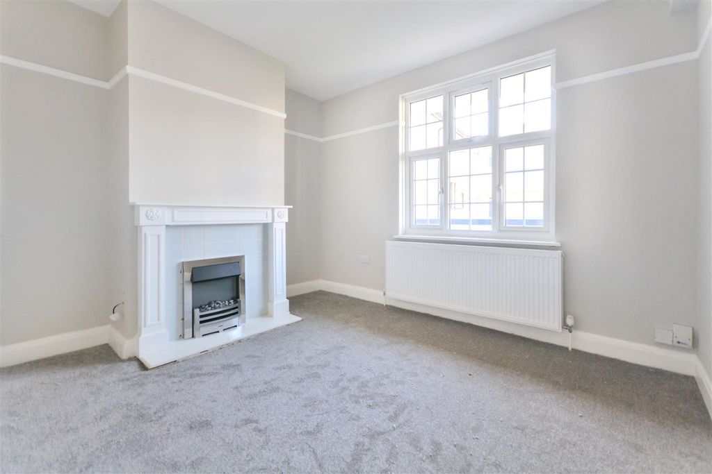 Property photo 2 of 7 Csc_0361.Jpg