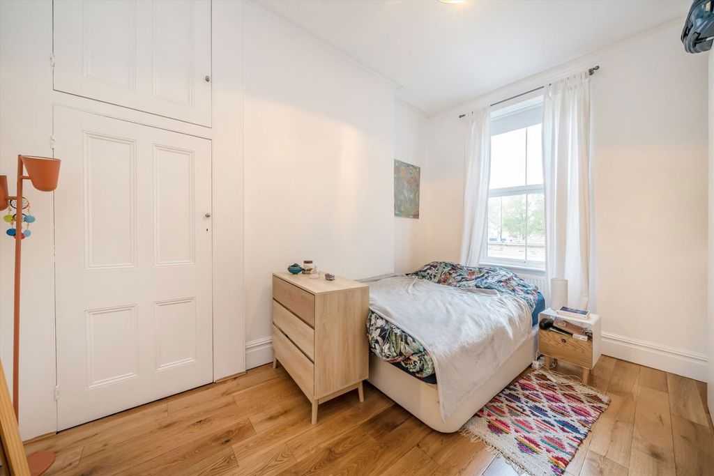 Property photo 3 of 4